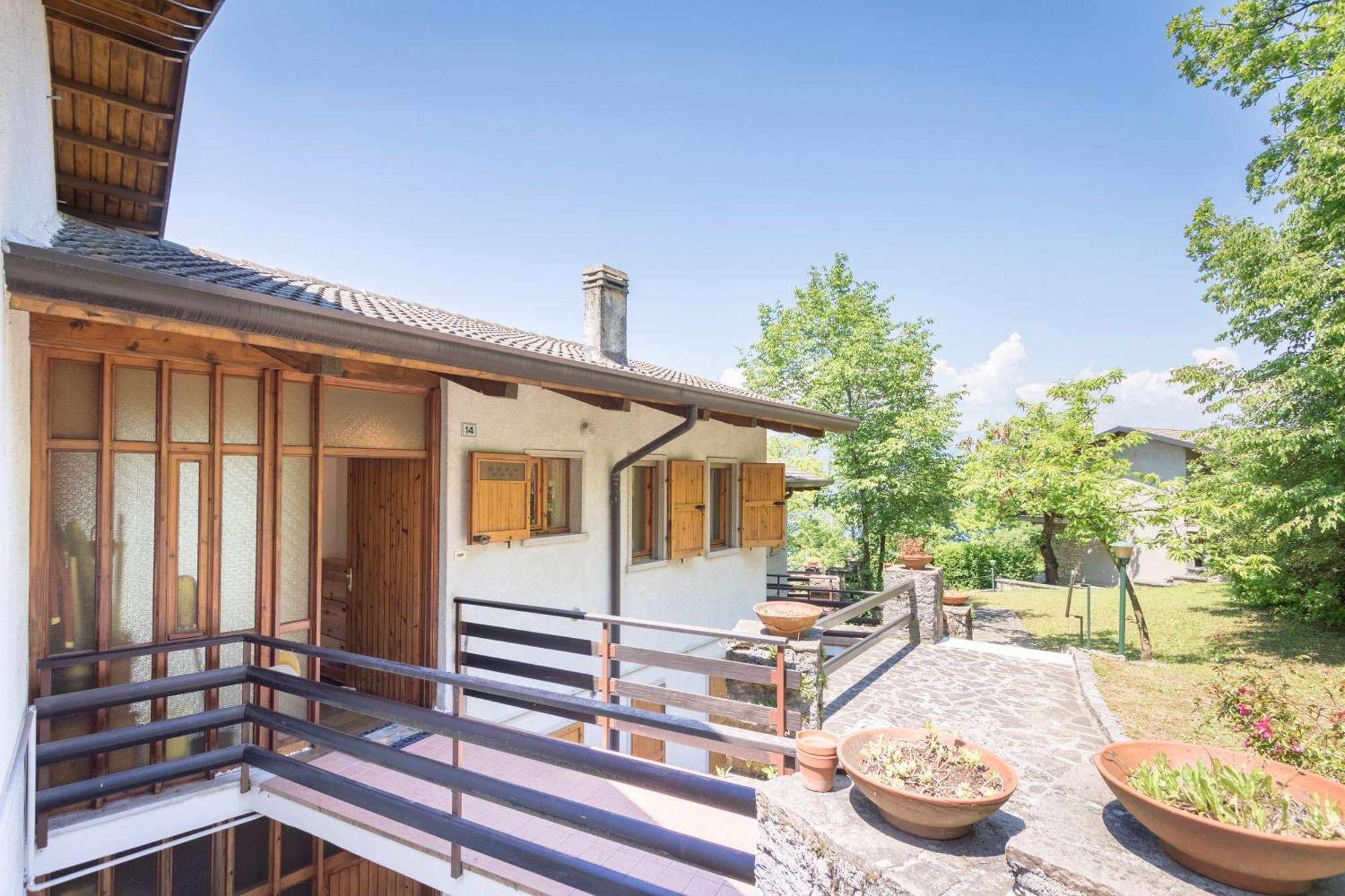 Apartament Casa Bella Vista Mit Balkon San Zeno di Montagna Zewnętrze zdjęcie